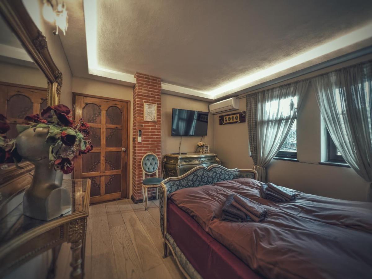 Тhe Bohemian Lodge-Entire House With Sauna ヴェリコ・タルノヴォ エクステリア 写真